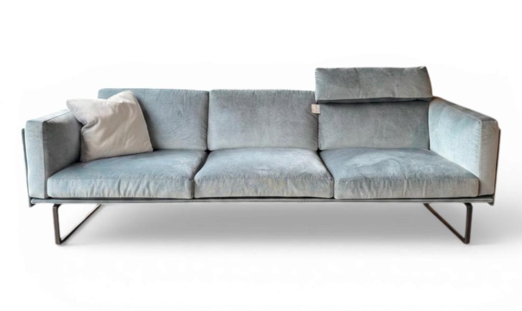 Canapé-haut-de-gamme-'8'-Éditeur-Cassina-Designer-Piero-Lissoni