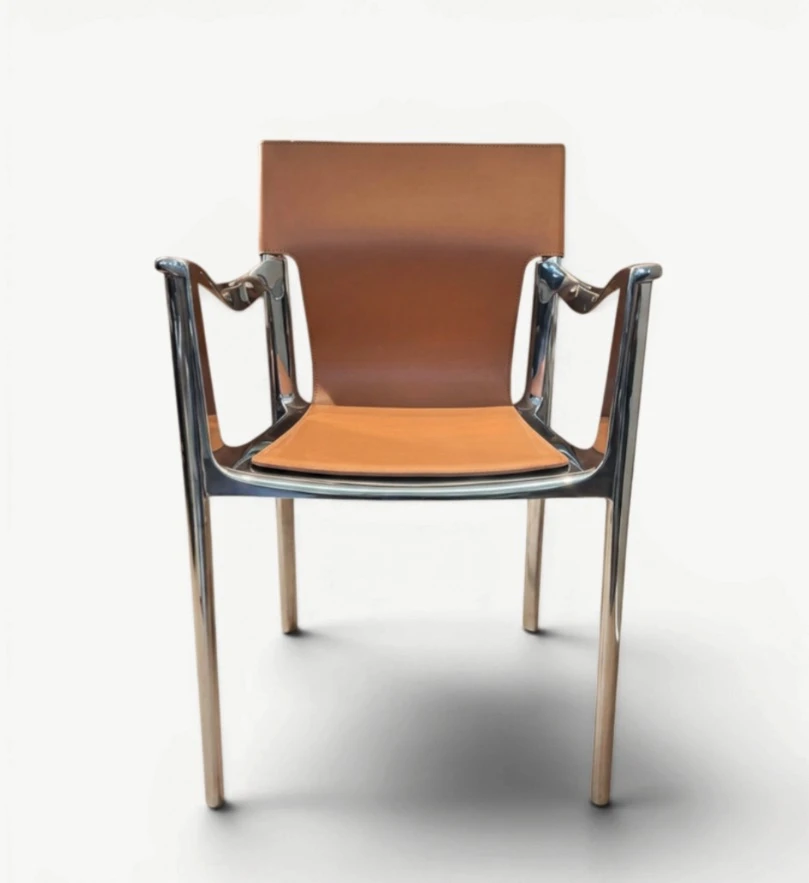 Chaise au design italien Venice - designer Konstantin Grcic - Maison d'édition Magis