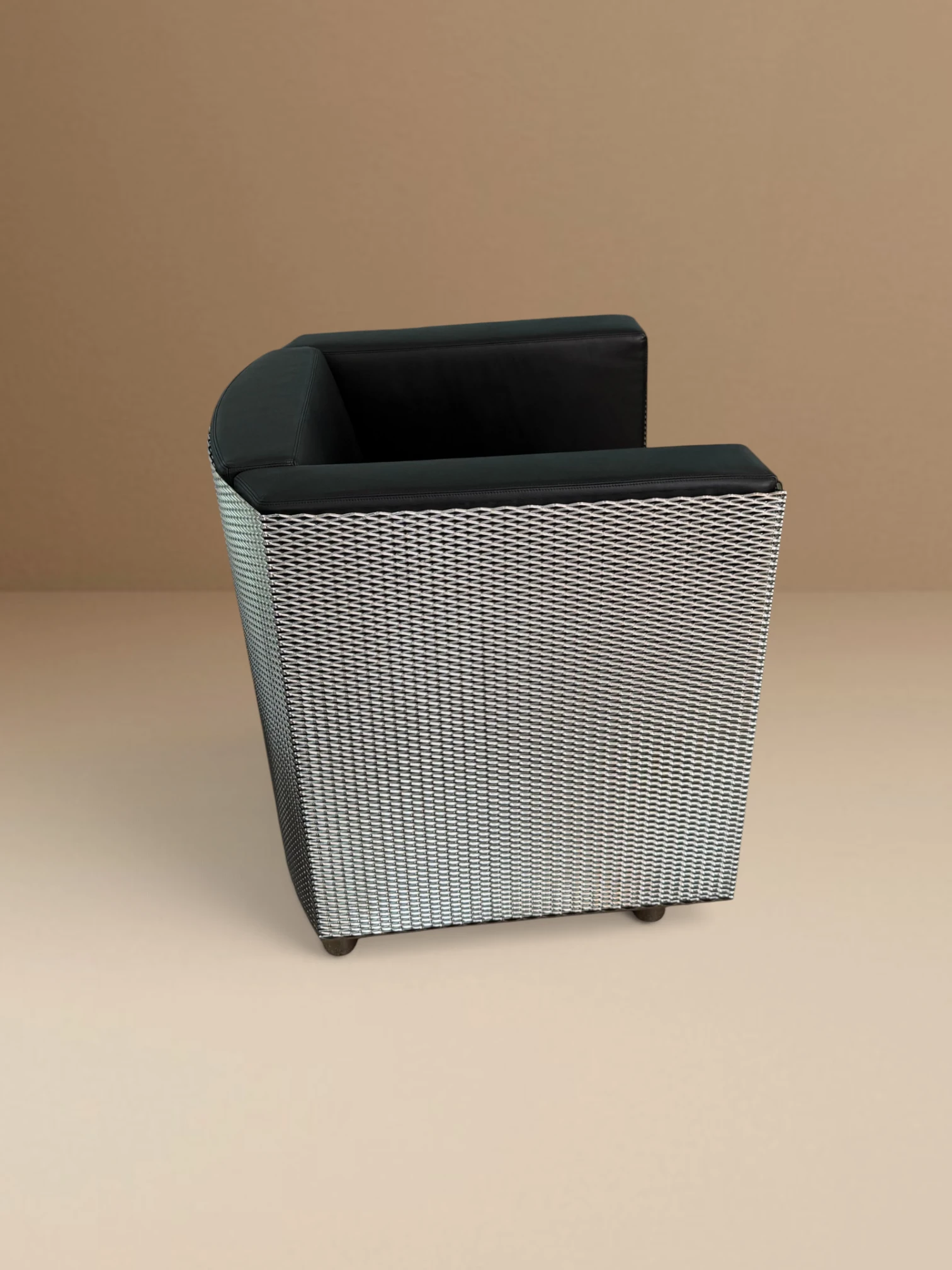 Fauteuil BRIDGESTONE - living divani Shiro Kuramata